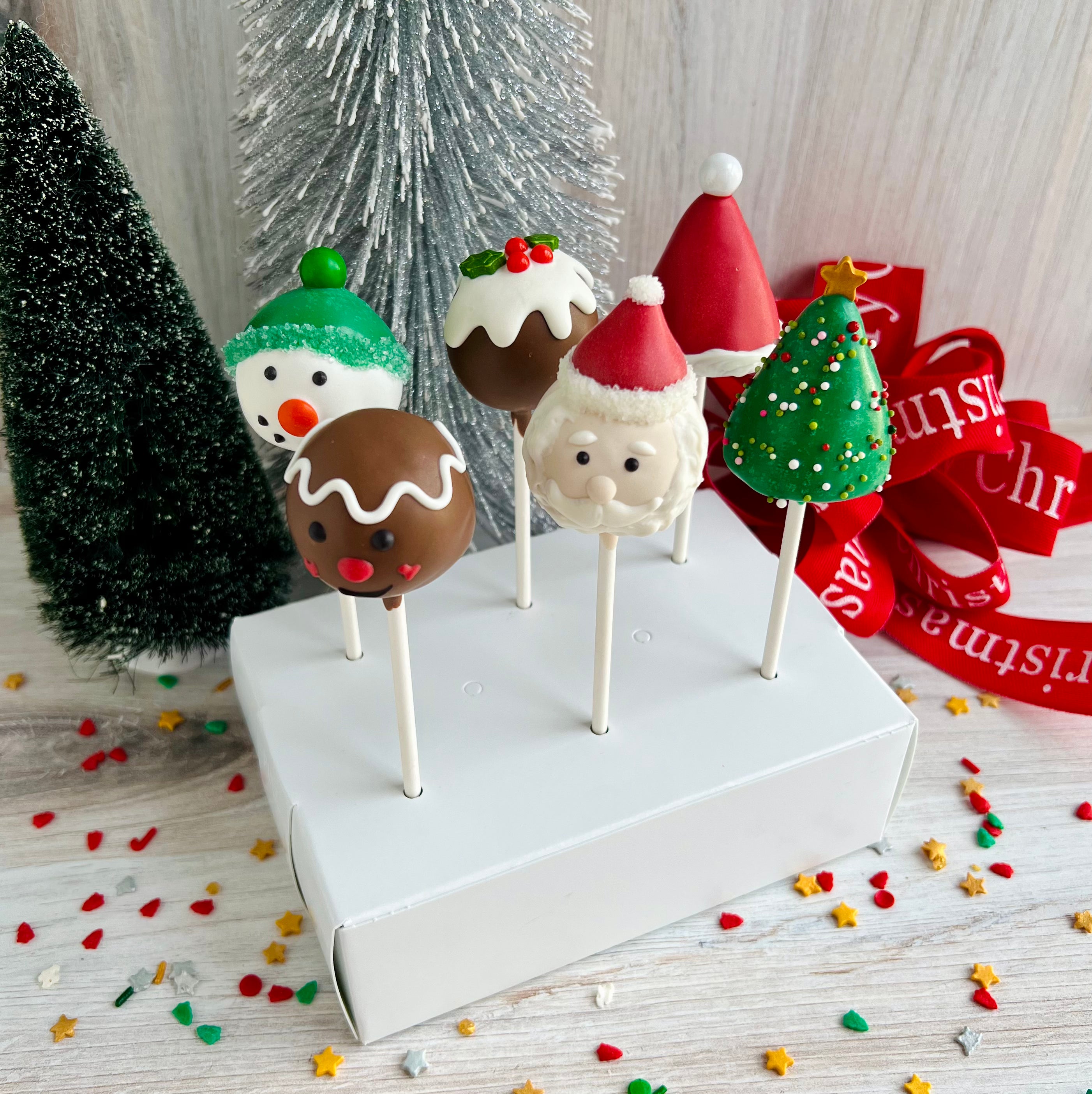 Mixed Christmas Cake Pops – Sweets on a Stick